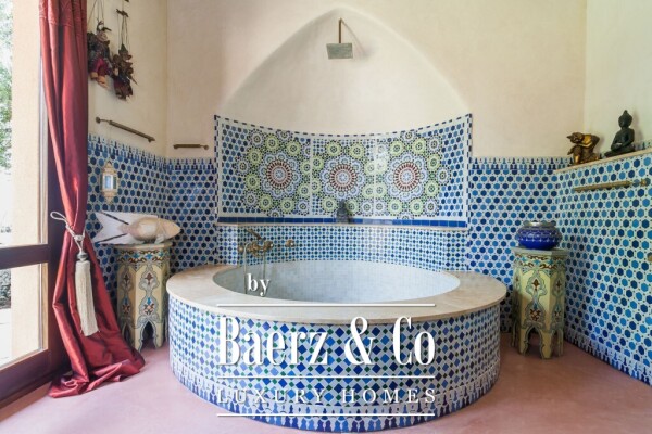 photo 15 Exceptional country house with amazing views