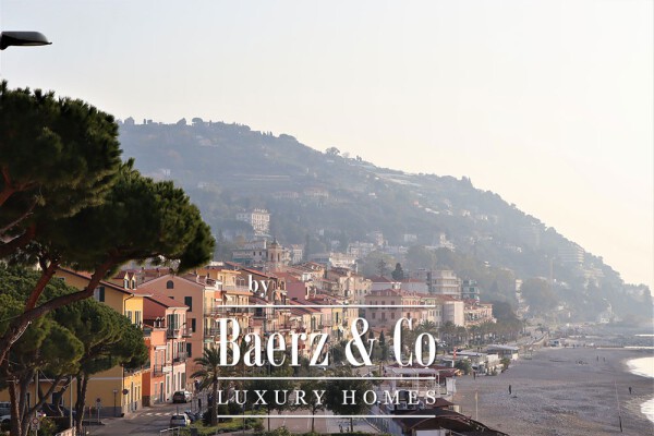 photo 3 Villa for sale 140 m² / 170 m²