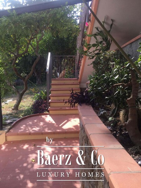 photo 16 Villa for sale 405 m²