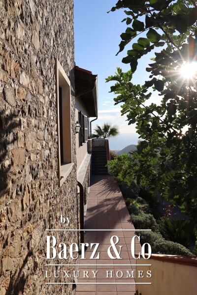 photo 11 Villa for sale 244 m²