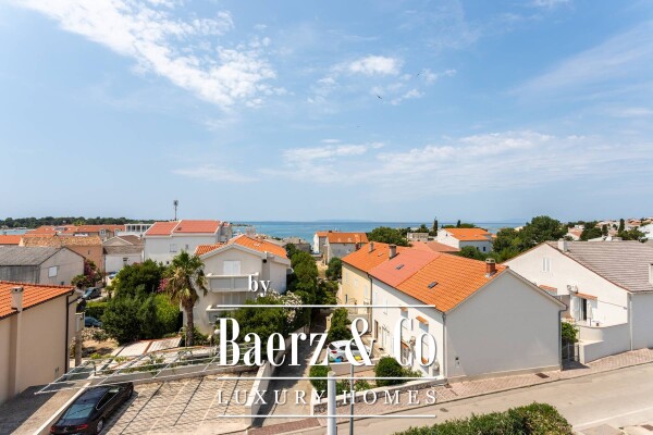 photo 25 Novalja, house with 10 apartments near the center with a sea view