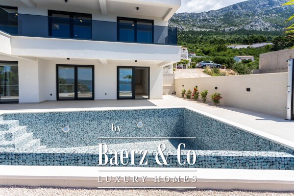 photo 45 Brela, an imposing villa with a panoramic view