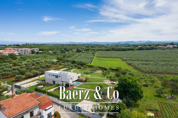 photo 61 Croatia, Istria, Umag: Stunning Villa with pool surrounded by olive groves