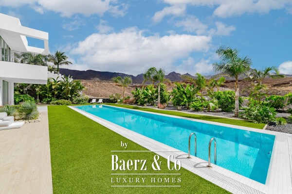 photo 15 Exquisite Newly Built Villa Tenerife south