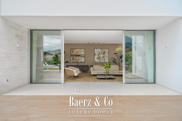 photo 7 Exquisite Newly Built Villa Tenerife south