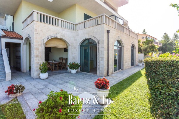 photo 27 Omiš, apartment house near the beach