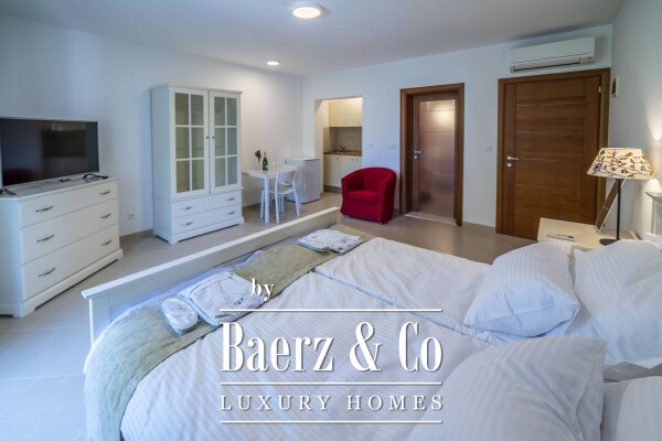 photo 151 Split, Čiovo, modern villa/boutique hotel with 8 apartments, first row to the sea