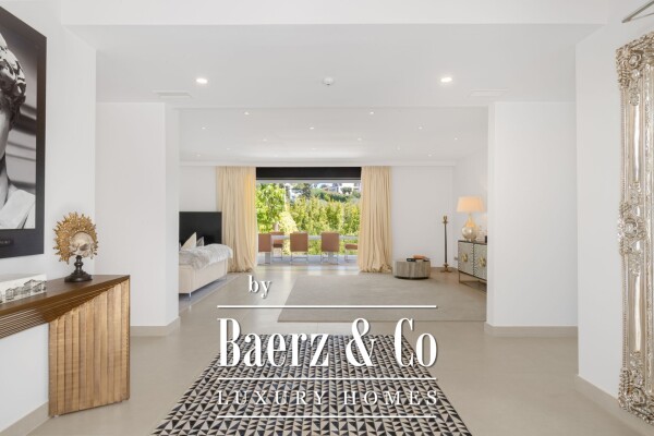 photo 23 Villa - Marbella East - Ref: 8321