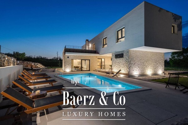 photo 3 Trilj, Ugljane, beautiful villa with pool