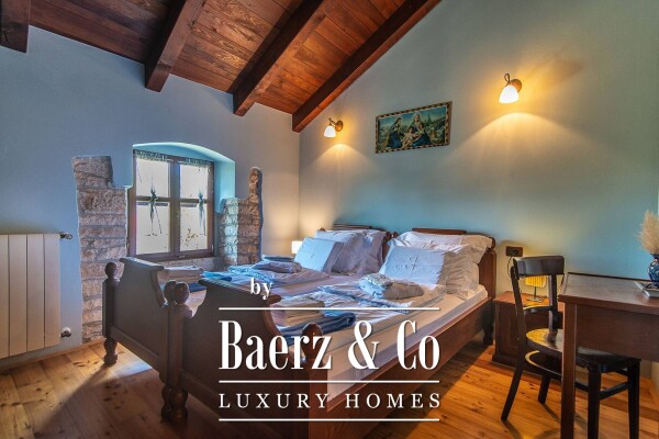 photo 35 Žminj, a luxurious stone villa in the center of Istria
