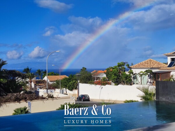 photo 15 Brutalist-style villa in Costa Adeje