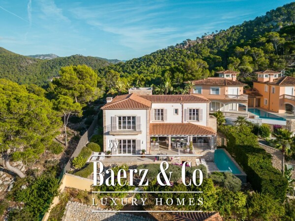 photo 3 Mediterranean Villa with unobstructed sea views in Port d'Andratx