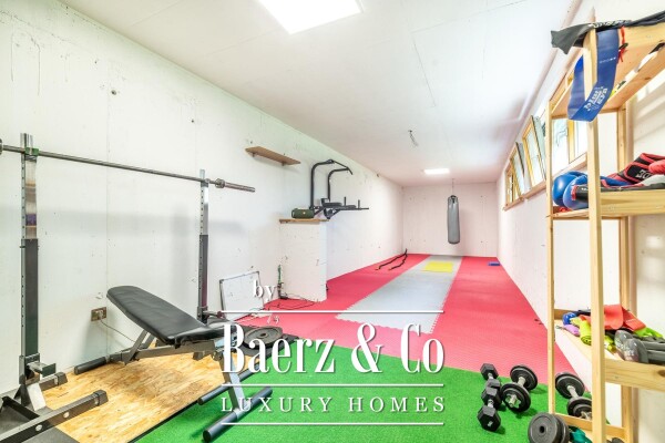 photo 8 Zagreb, Vrapče, beautiful villa with a yard NKP 505 m2