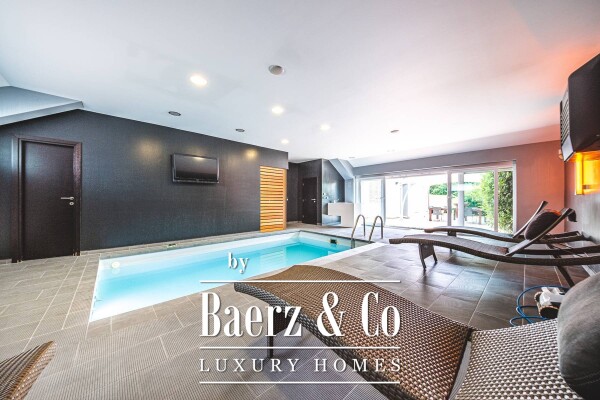 photo 19 Zagreb, Šestine, luxury villa with a spacious garden and swimming pool