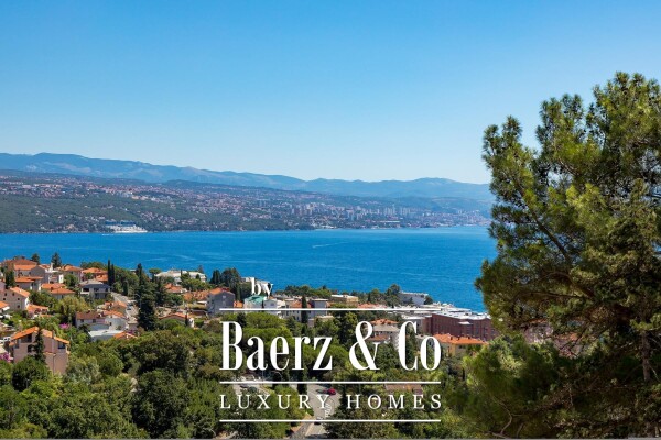 photo 3 Opatija, Center, beautiful multi-room apartment in a new building with 4 parking spaces of 254 m2