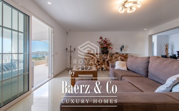 photo 15 Beautiful luxury home in Ibiza