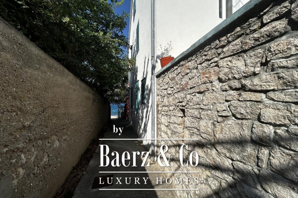 photo 5 Ugljan, Preko house, first row to the sea with swimming pool 250 m² for adaptation