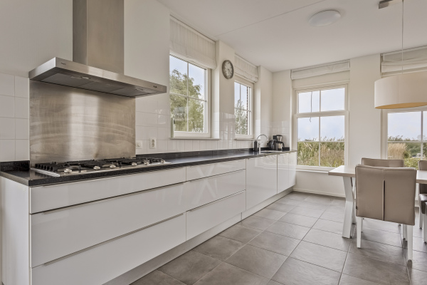 photo 10 Zeedijk 2 434