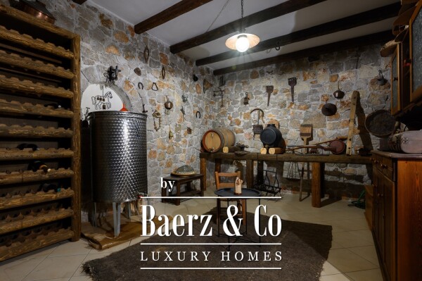 photo 19 1219953 - Villa For sale, Pilos, 260 sq.m., €1.600.000