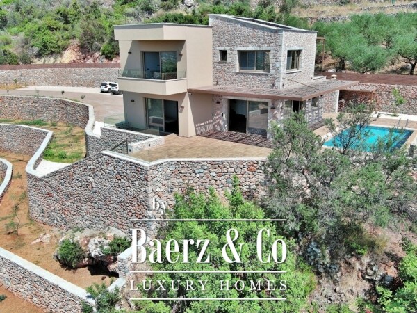 photo 3 (For Sale) Residential Villa || Messinia/Kalamata - 310 Sq.m, 5 Bedrooms, 2.150.000€