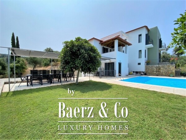 photo 21 (For Sale) Residential Villa || Messinia/Kalamata - 221 Sq.m, 5 Bedrooms, 975.000€