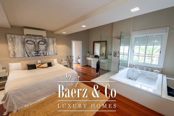 photo 19 Luxurious villa in central area Tenerife south