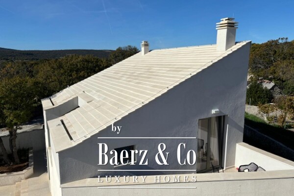 photo 17 Brac, two separate modern houses with a large terrace, near Bol