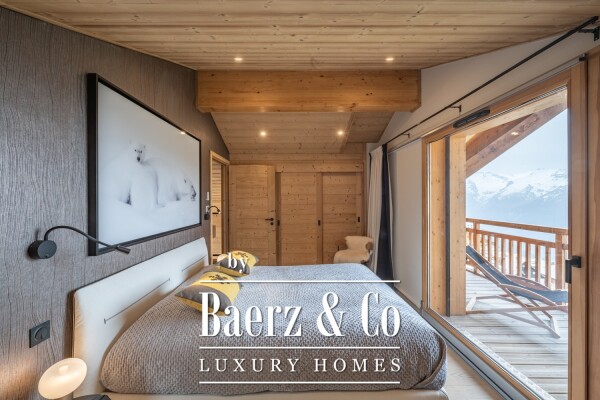 photo 4 UNIQUE 6 BEDROOM CHALET - PRESTIGIOUS AMENITIES