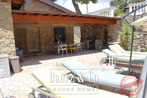 photo 8 Villa for sale 166 m²