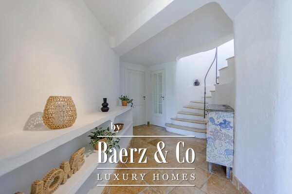 photo 8 Exceptional Villa Designed by Couëlle in the Prestigious Castellaras le Vieux Estate