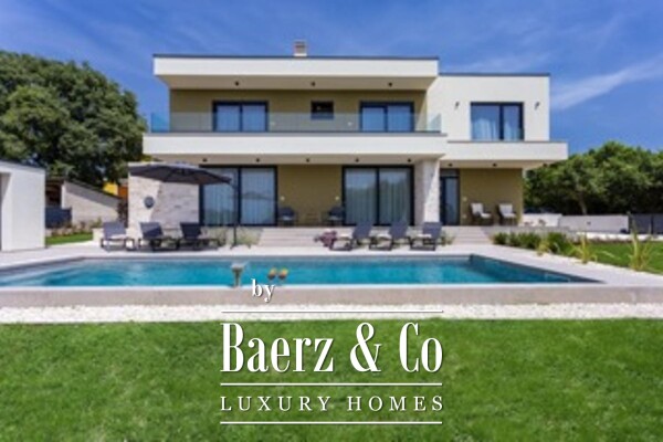 photo 3 Istria, Smoljanci - quality and modern detached house, 208 m2, heated swimming pool 40 m2