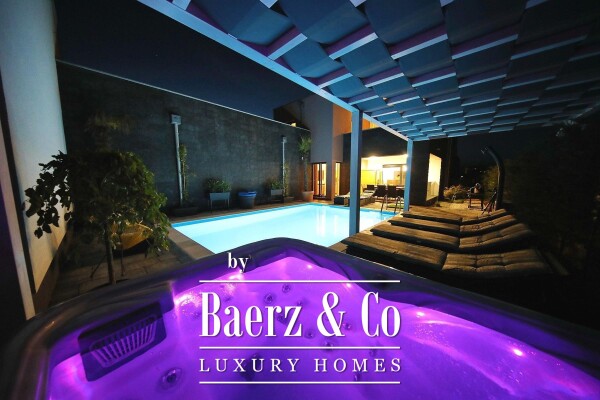 photo 4 Nin, Zaton, a complex of three modern villas with swimming pools in an excellent location