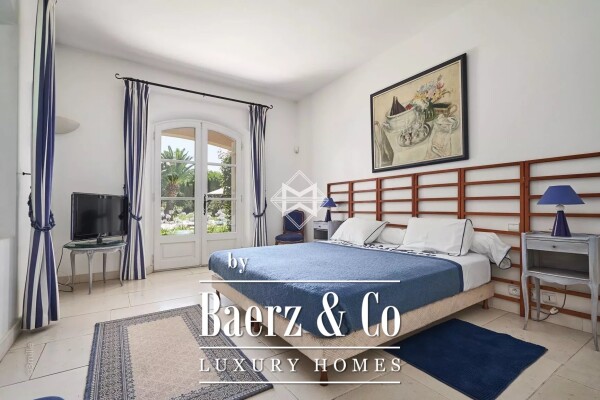 photo 11 Parks of St Tropez - Beautiful bastide – Large volumes