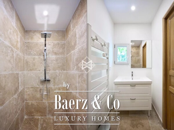 photo 16 Rayol-Canadel-sur-Mer in a quiet area, with sea view and within walking distance of the beach - Provençal property built on large flat land