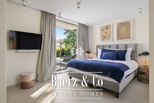 photo 10 Property in a domain with sea view at walking distance from the beach