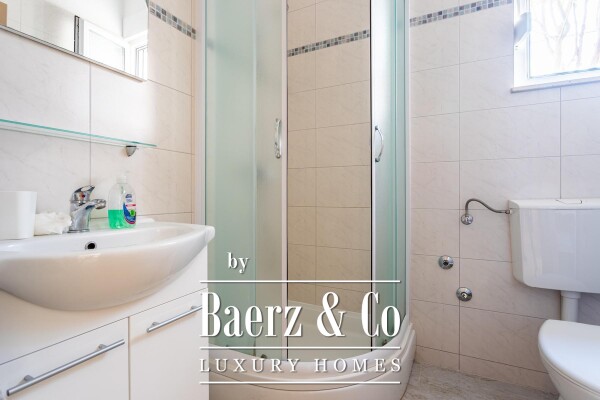 photo 8 Čiovo, Okrug Gornji, house with garden just a few steps from the sea