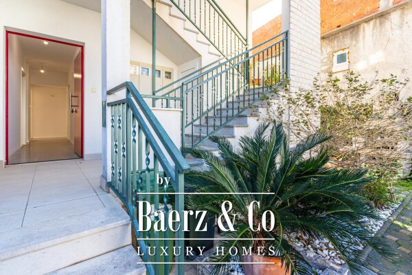 photo 15 Podstrana, house with four  apartments, 340m2