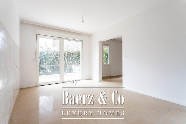 photo 25 Podstrana, house with four  apartments, 340m2