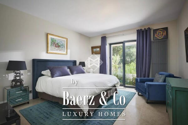 photo 8 Beautiful villa a few minutes from the town centre