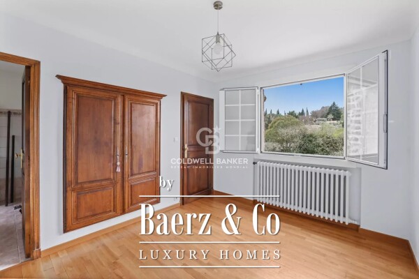 photo 14 MOUGINS: CLOSE TO INTERNATIONAL SCHOOLS - PROVENCAL VILLA 5 BEDROOMS WITH POOL AND MAGNIFICENT LANDSCAPED LAND