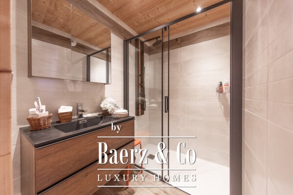 photo 9 CHARMING 3 BEDROOM CHALET - WITH GARDEN