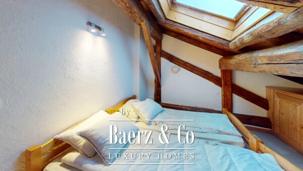 photo 9 Pleasant Village House, Close to the Shops