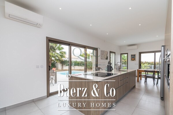 photo 7 Beautiful luxury home in Santa Bárbara de Nexe, Countryside