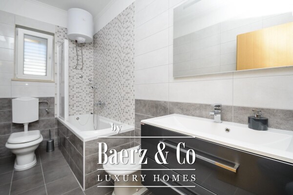 photo 25 Blace, first row to the sea, residential building