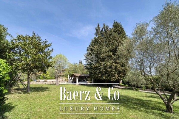 photo 4 Charming Provençal Villa in Mougins