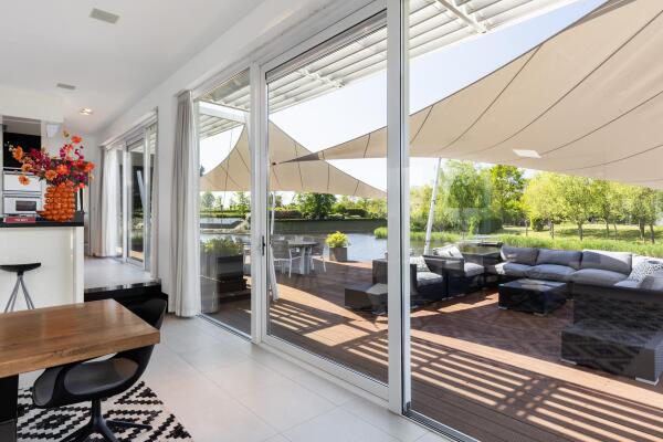 photo 32 Waterlelie 15