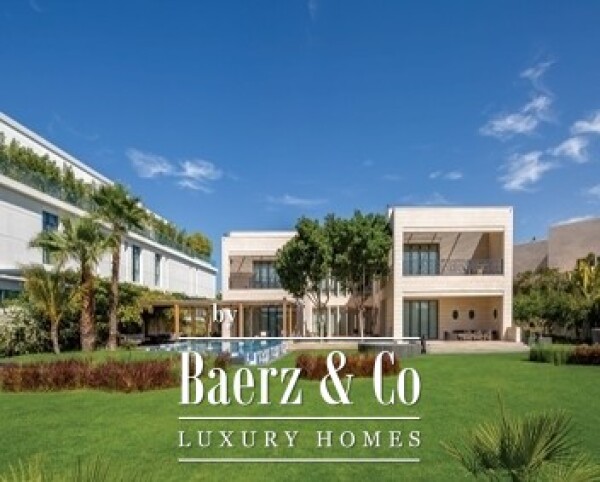 photo 2 9 bedroom Villa Emirates Hills