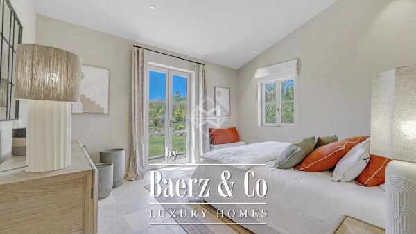 photo 8 Between the beaches and the village of Ramatuelle