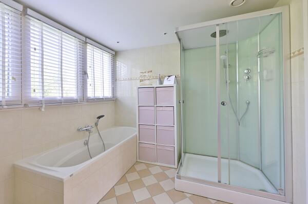 photo 17 Herenweg 57