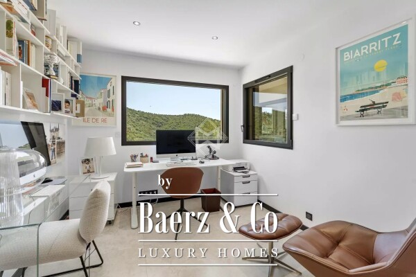 photo 8 Contemporary Villa Between Sea. Golf & Hills